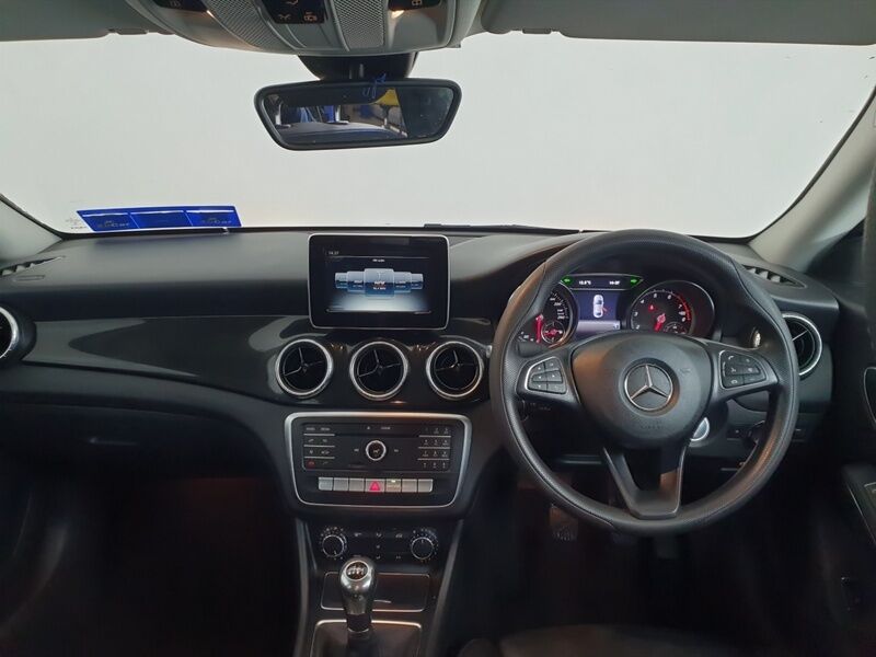 More views of Mercedes-Benz CLA