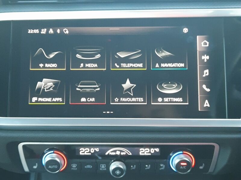 More views of Audi Q3