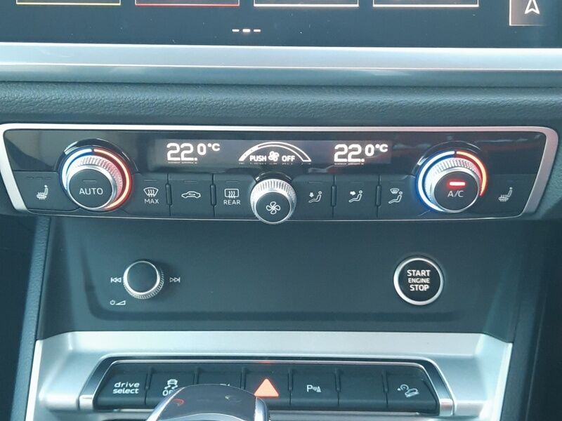 More views of Audi Q3