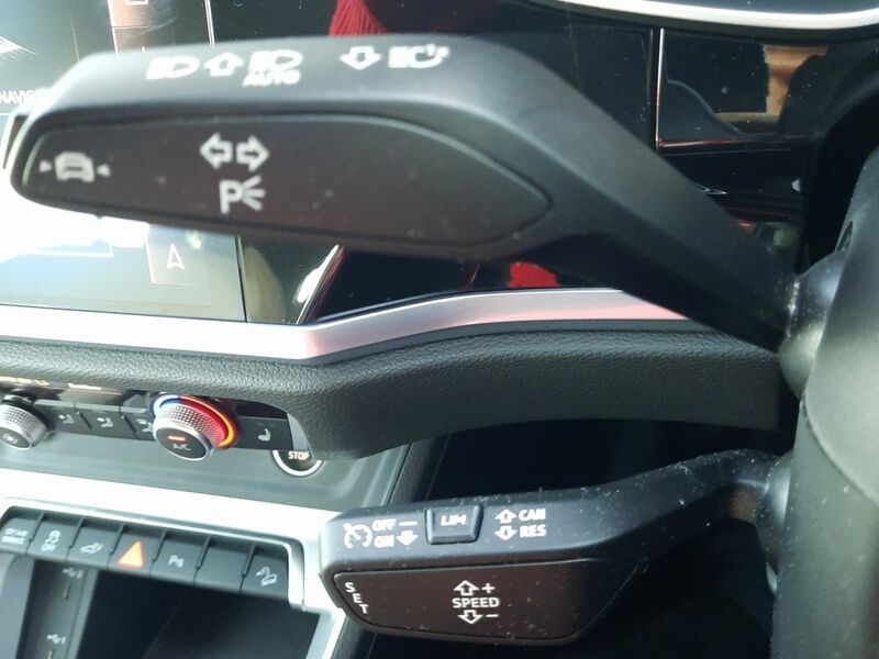 More views of Audi Q3