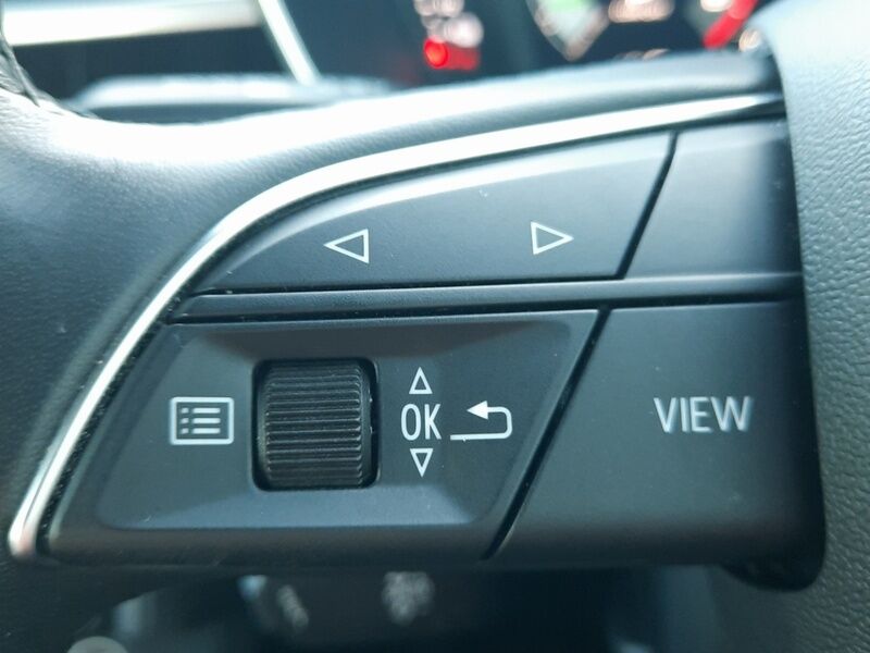 More views of Audi Q3