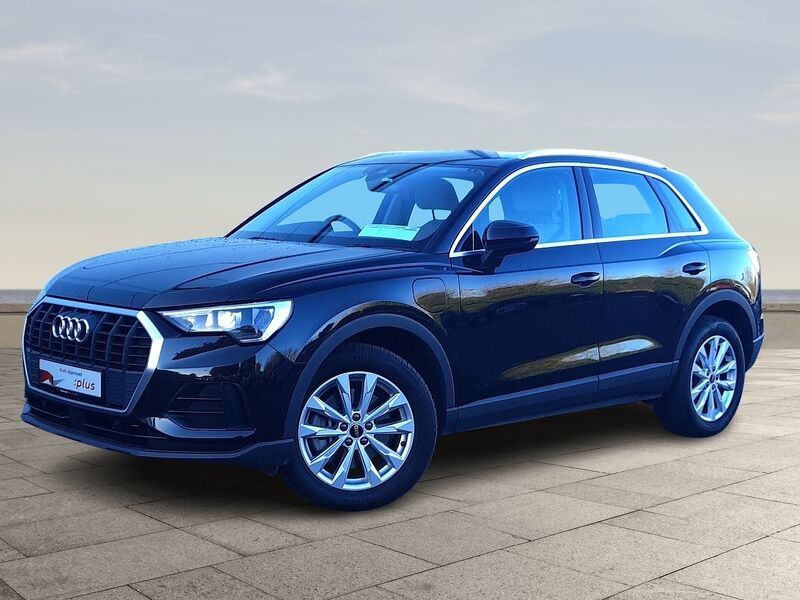 More views of Audi Q3