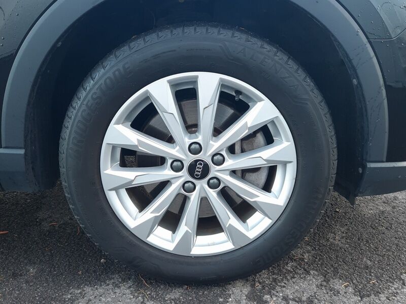 More views of Audi Q3