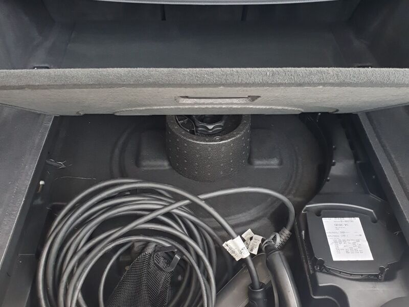 More views of Audi Q8 e-tron