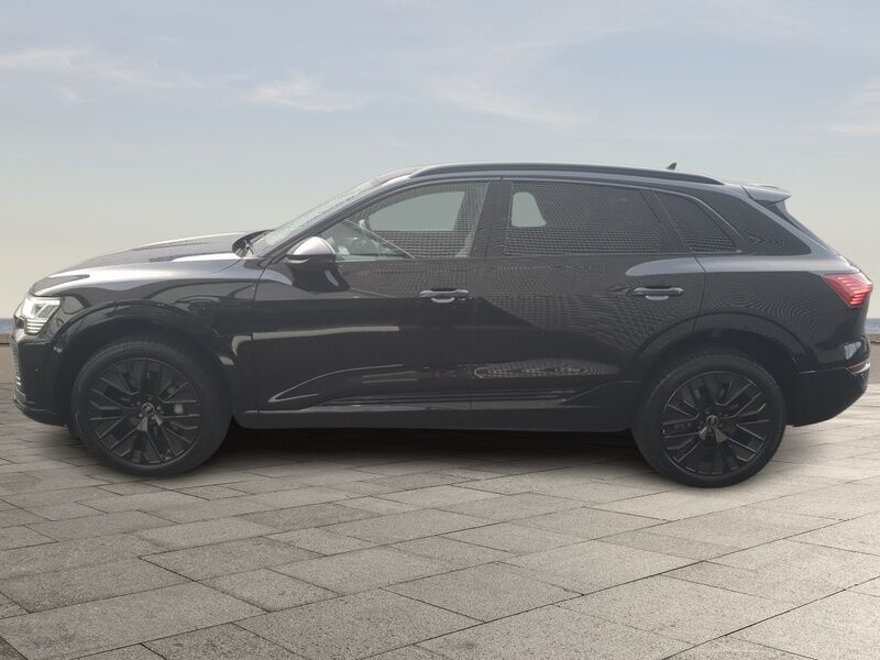 More views of Audi Q8 e-tron