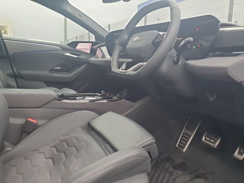 More views of Audi A6 Avant e-tron