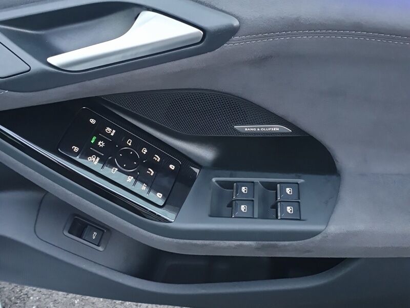 More views of Audi A6 Avant e-tron