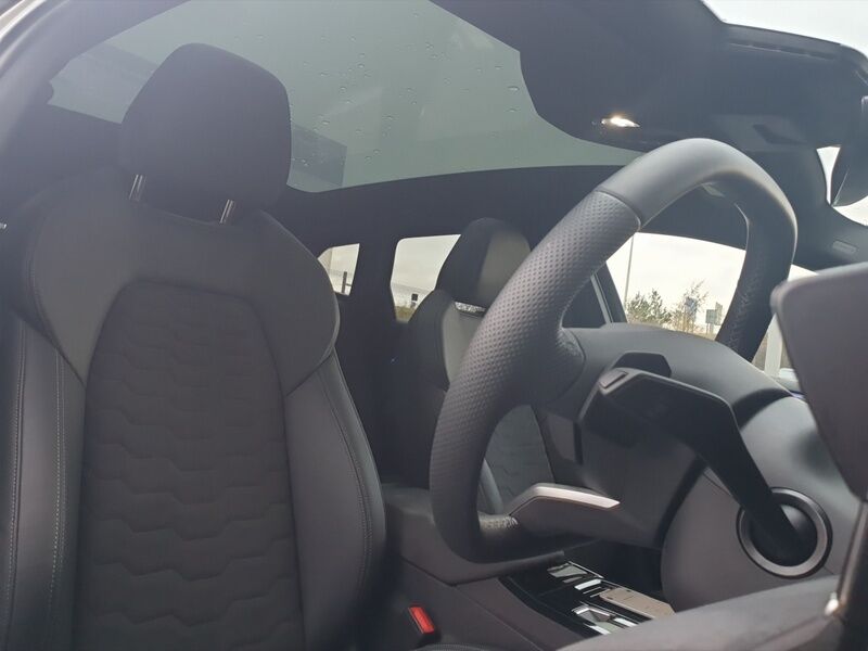 More views of Audi A6 Avant e-tron