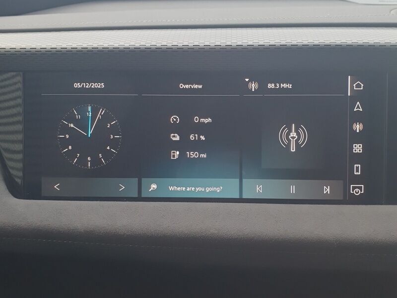 More views of Audi A6 Avant e-tron