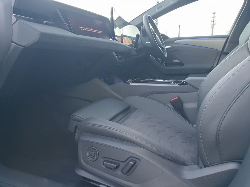 More views of Audi A6 Avant e-tron