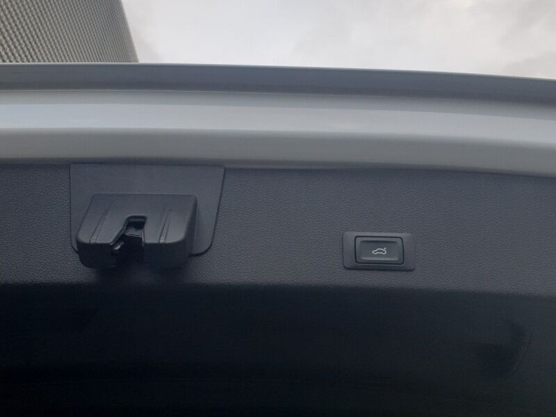 More views of Audi Q8 e-tron