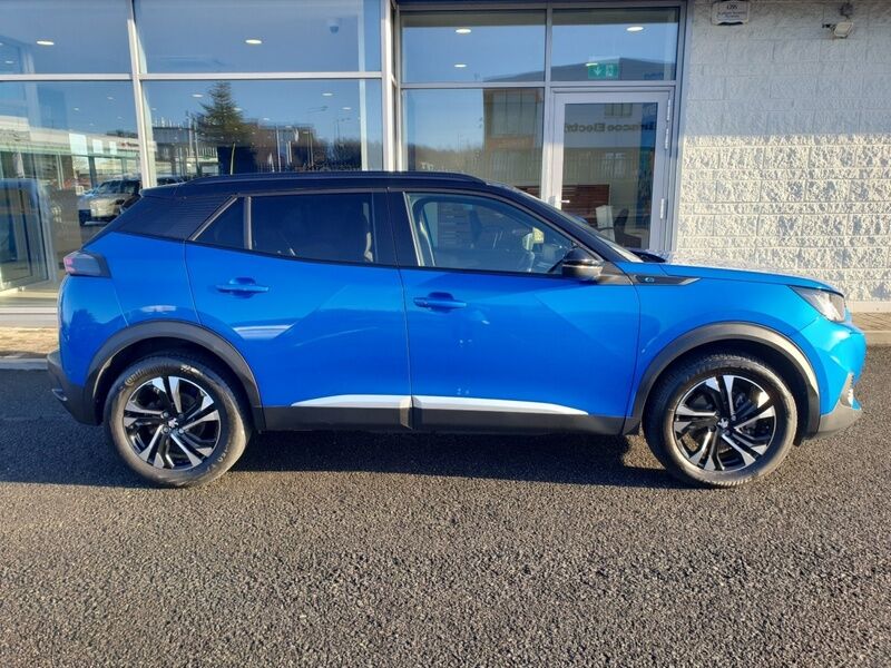 More views of Peugeot 2008