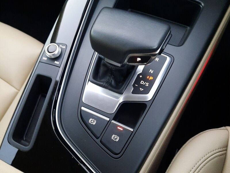 More views of Audi A4