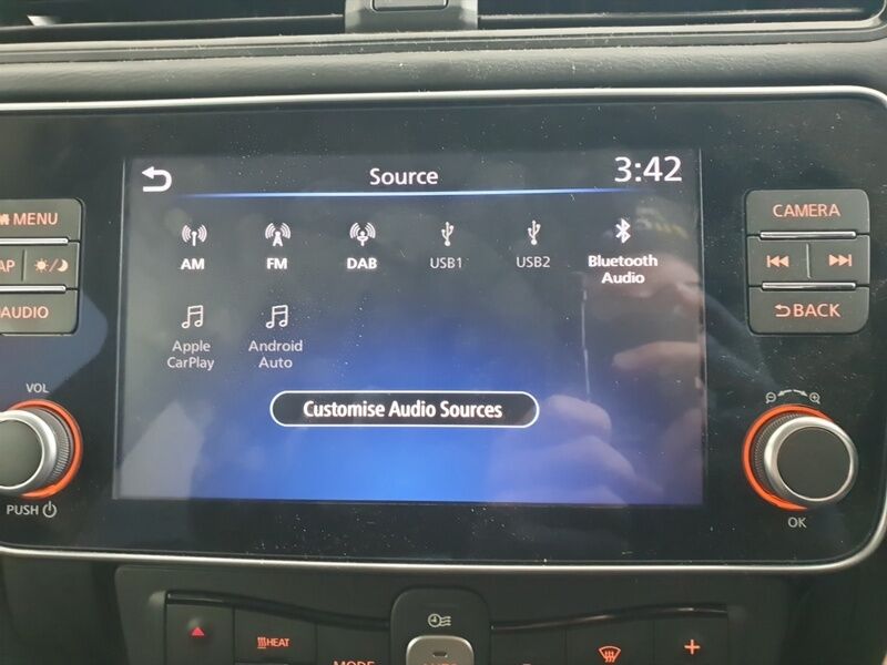 More views of Nissan Leaf