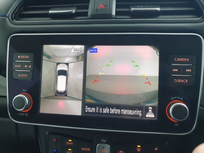 More views of Nissan Leaf