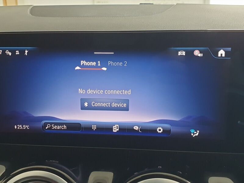 More views of Mercedes-Benz EQA