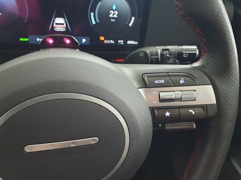 More views of Hyundai KONA