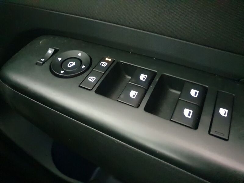 More views of Hyundai KONA