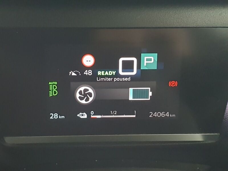 More views of Citroen e-C4