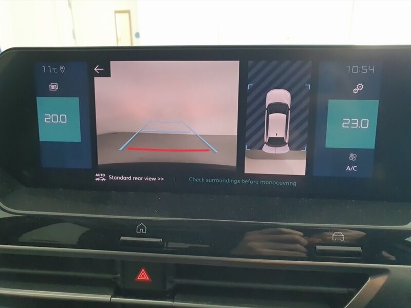 More views of Citroen e-C4