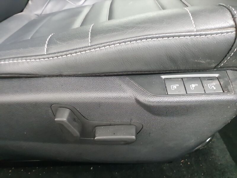 More views of Citroen e-C4