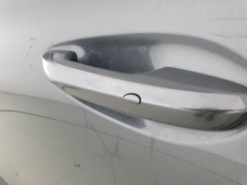 More views of MG MG4