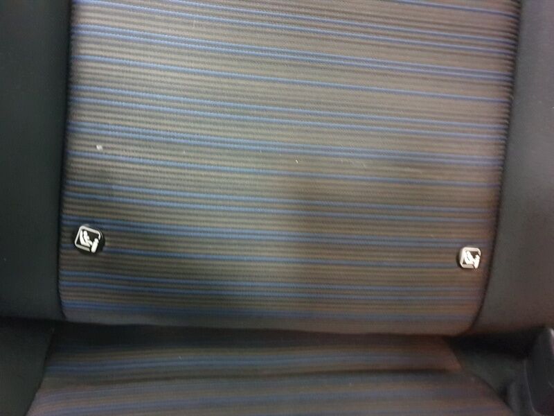 More views of Nissan Leaf