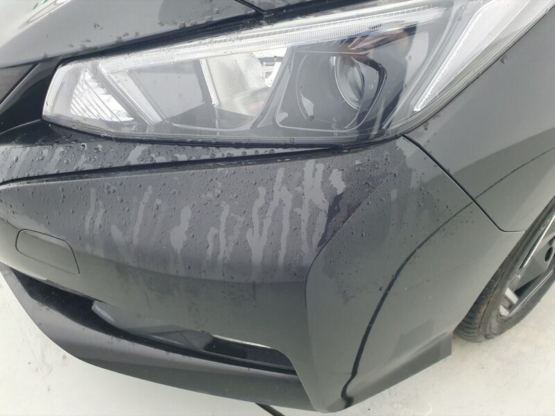 More views of Nissan Leaf