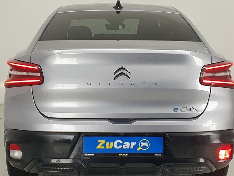 More views of Citroen e-C4 X