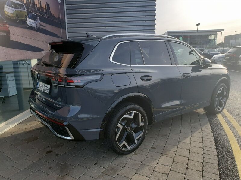 More views of Volkswagen Tiguan