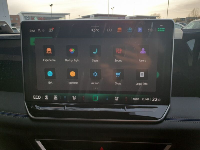 More views of Volkswagen Tiguan