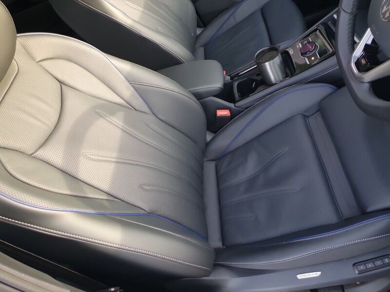 More views of Volkswagen Tiguan