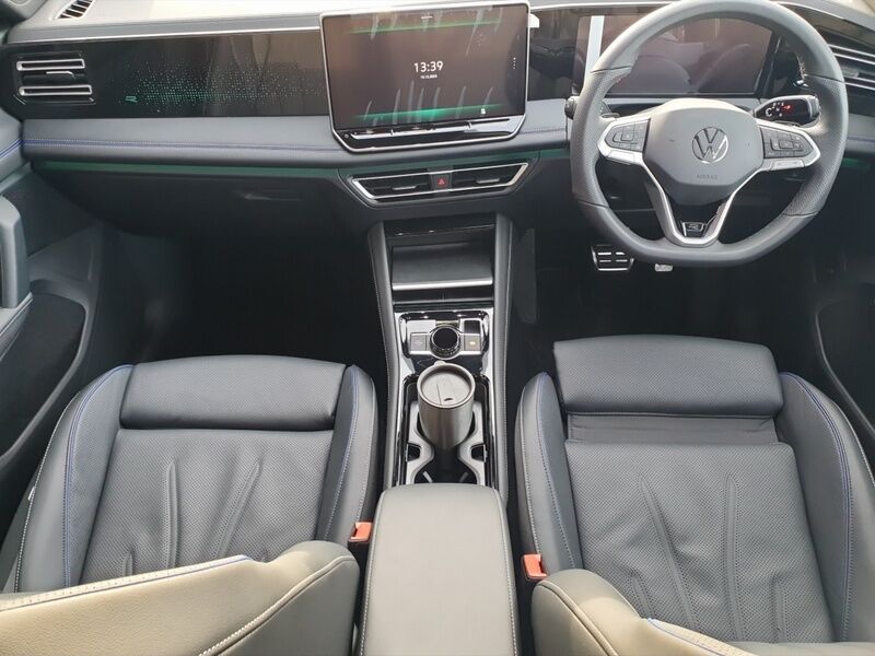 More views of Volkswagen Tiguan