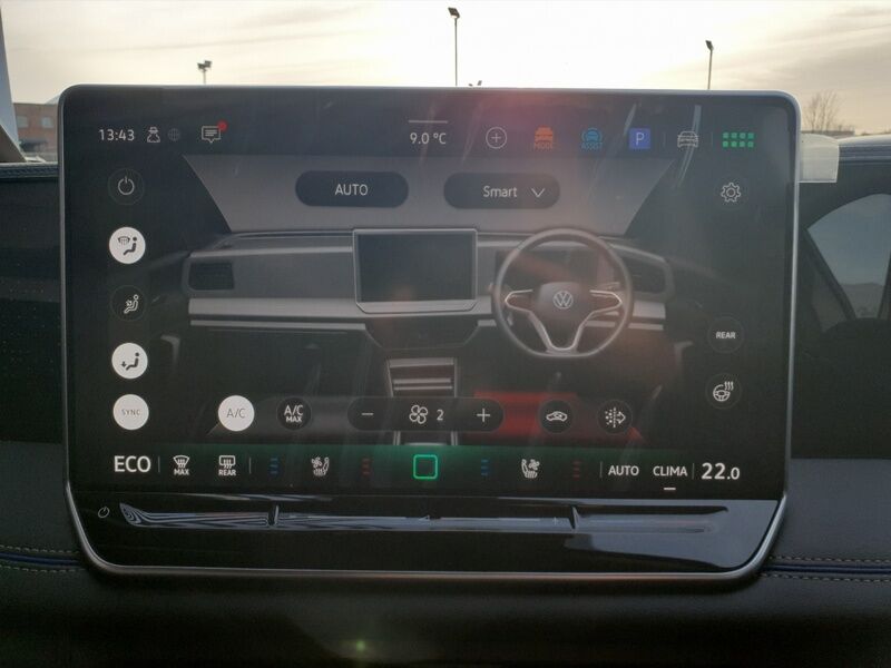 More views of Volkswagen Tiguan