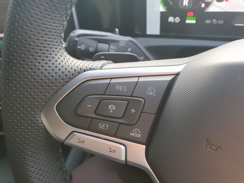 More views of Volkswagen Tiguan