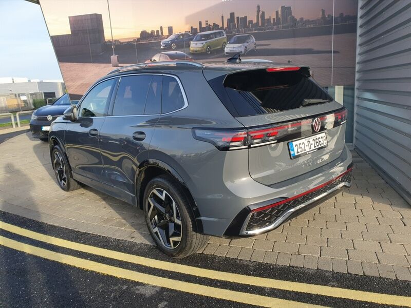 More views of Volkswagen Tiguan