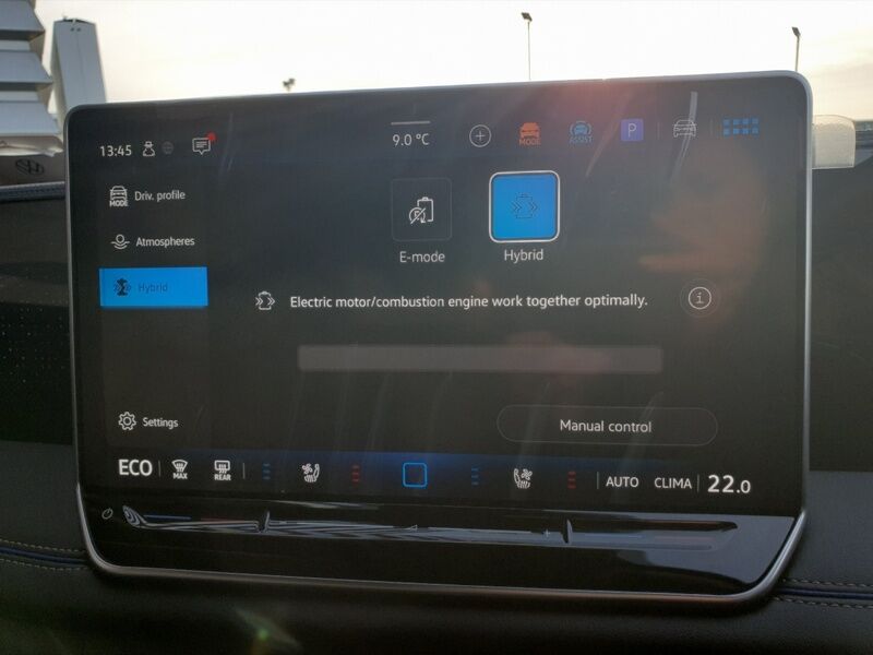 More views of Volkswagen Tiguan