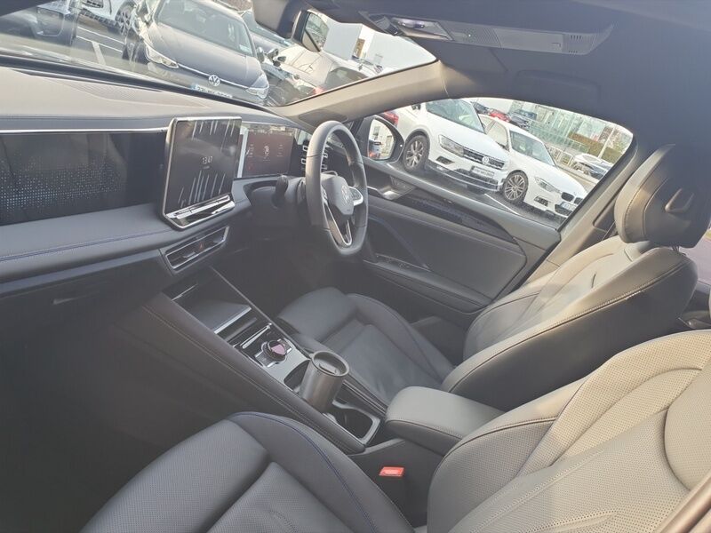 More views of Volkswagen Tiguan