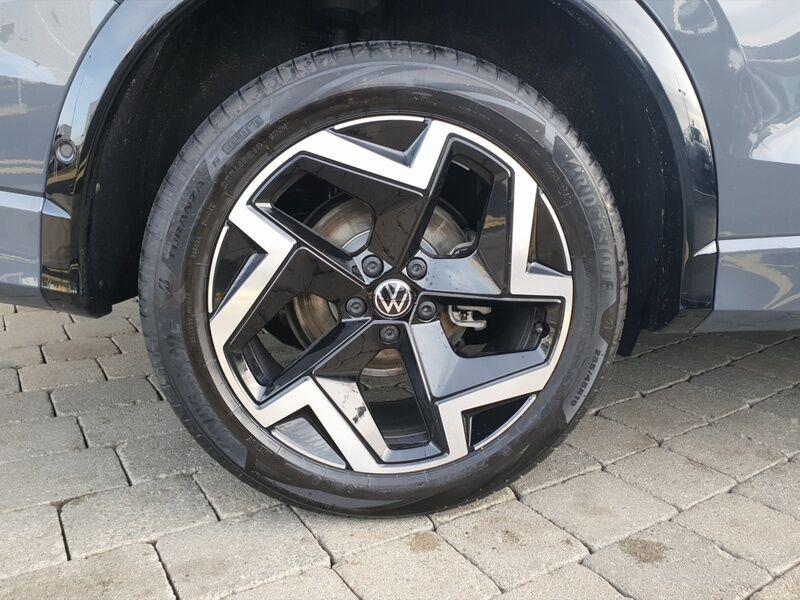 More views of Volkswagen Tiguan