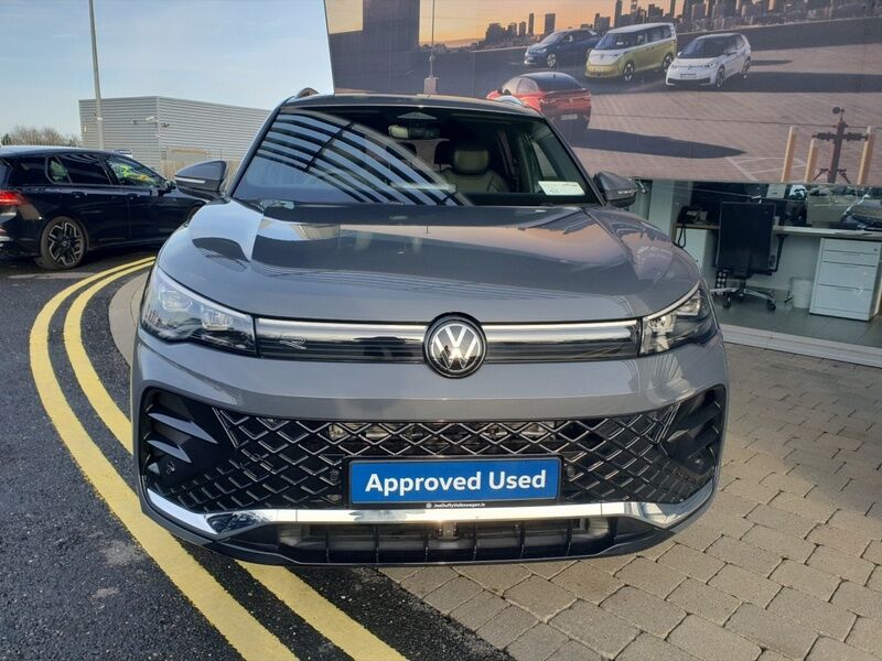 More views of Volkswagen Tiguan