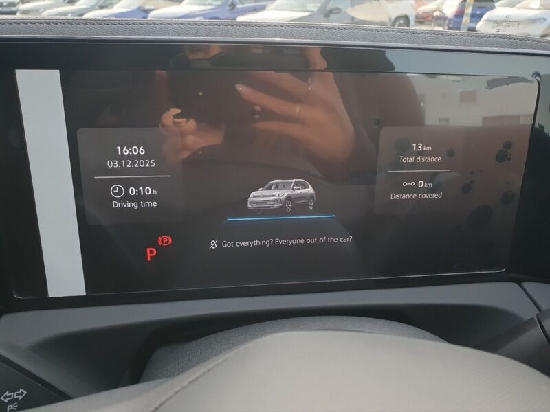 More views of Volkswagen Tiguan