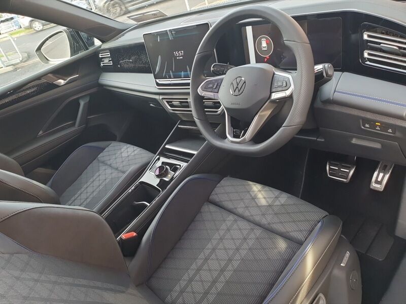 More views of Volkswagen Tiguan