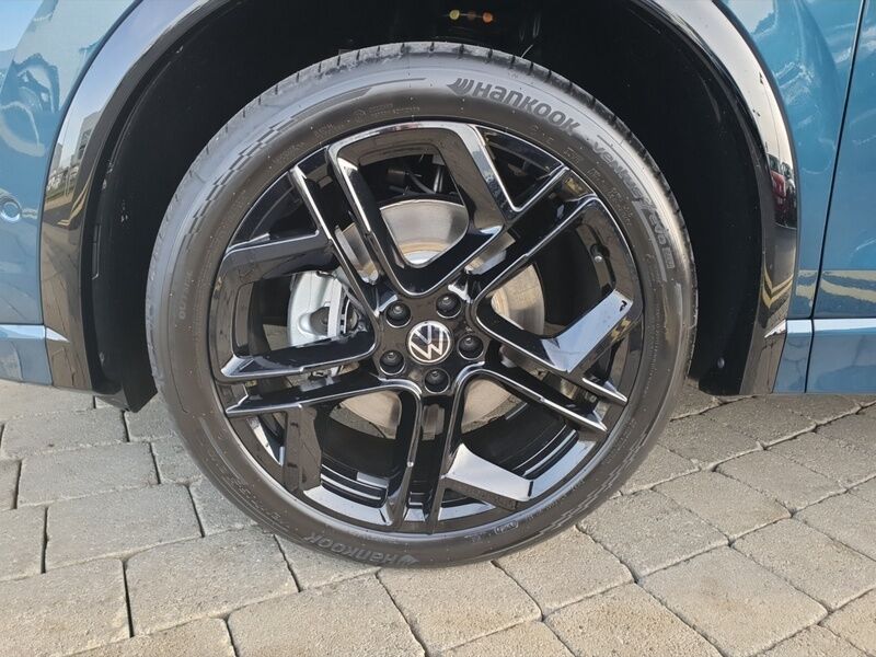 More views of Volkswagen Tiguan