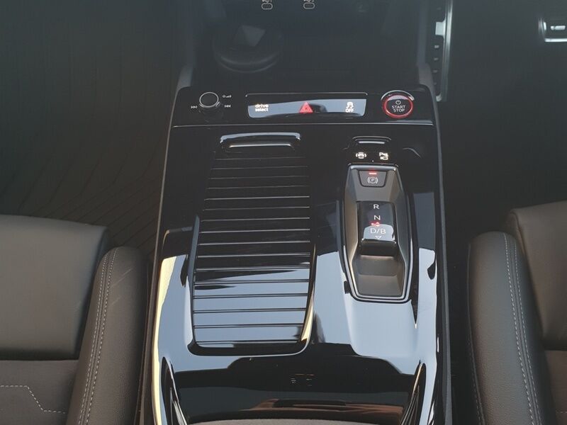 More views of Audi A6 Avant e-tron