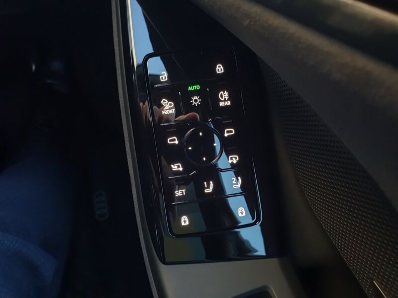 More views of Audi A6 Avant e-tron