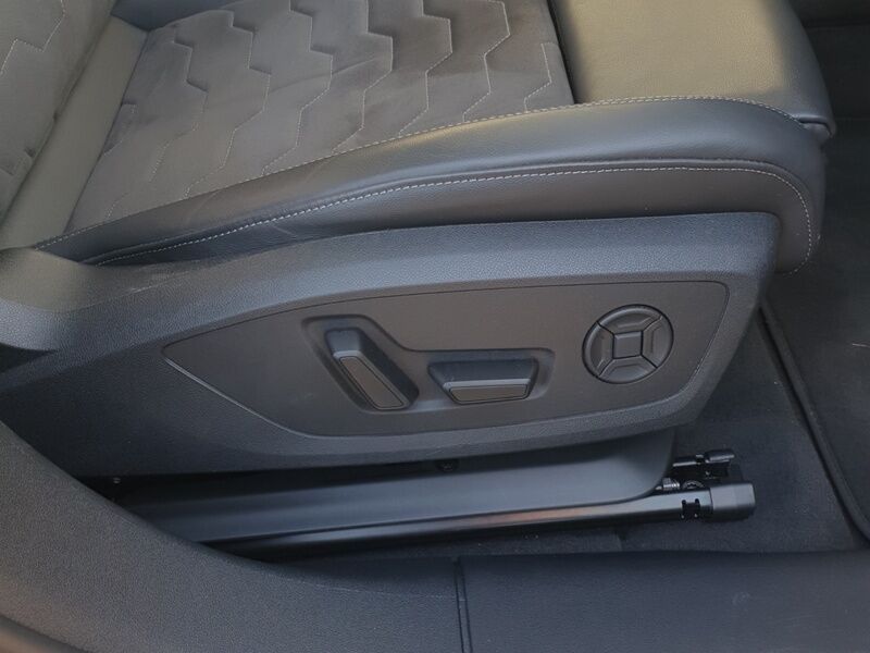 More views of Audi A6 Avant e-tron