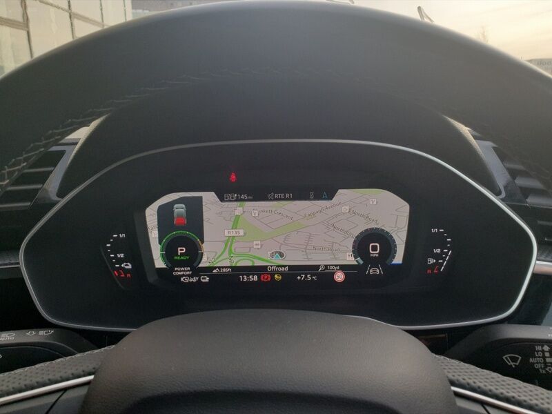 More views of Audi Q3