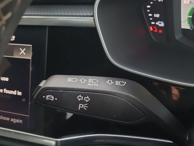 More views of Audi Q3