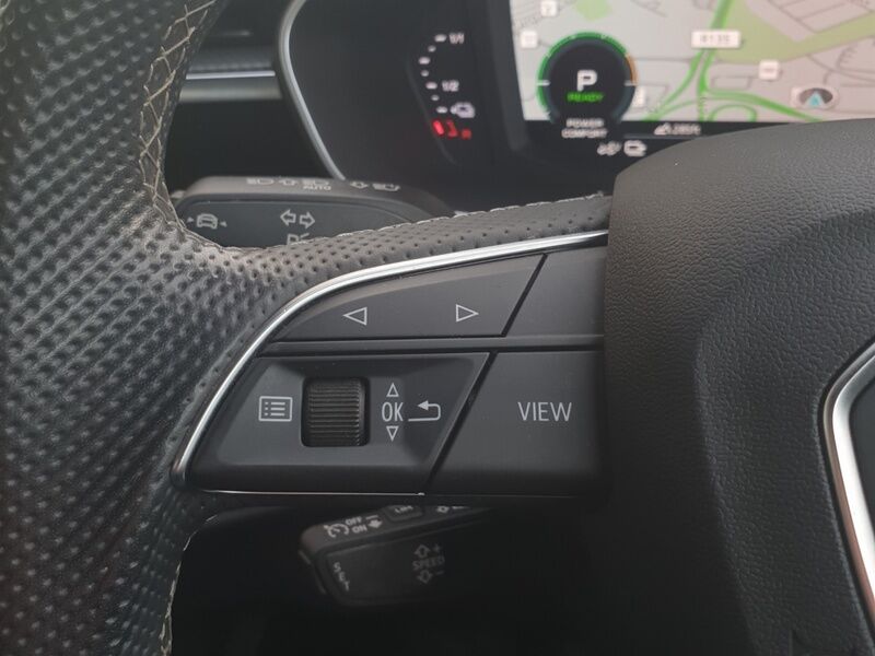 More views of Audi Q3