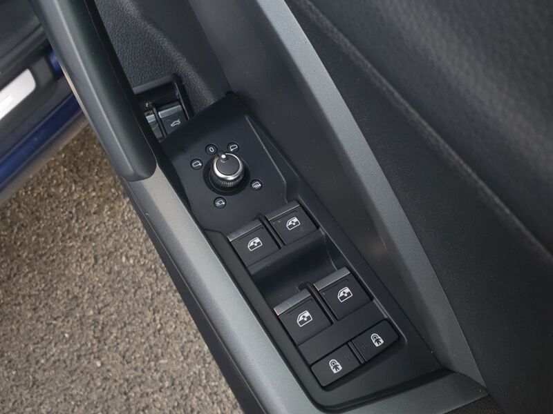 More views of Audi Q3